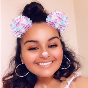 Meet your Posher, Ashley